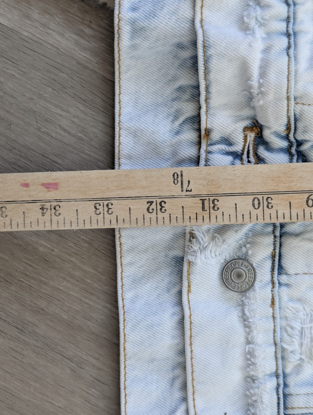 We The free, Light Wash, Long, Distressed, Trucker Denim Jacket - Women M/L - Picture 10 of 12